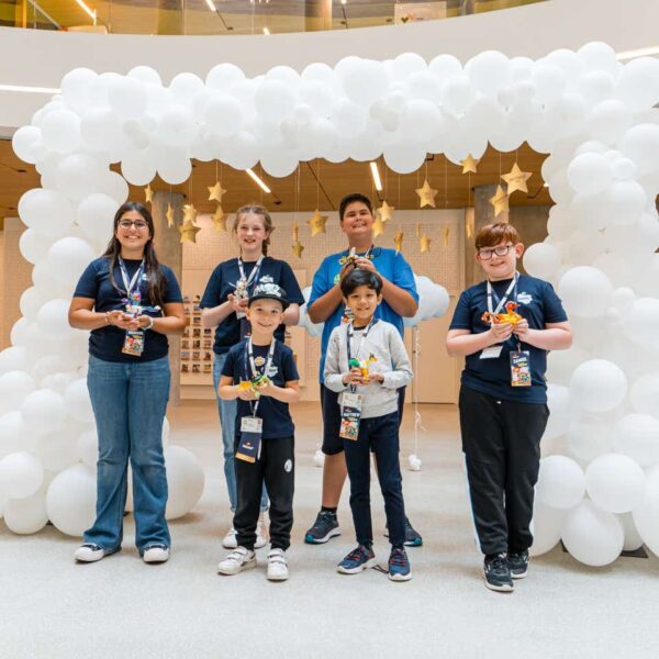 Niños de todo el mundo, nombrados «Creadores de Sueños» para inspirar el futuro de la línea LEGO DREAMZzz