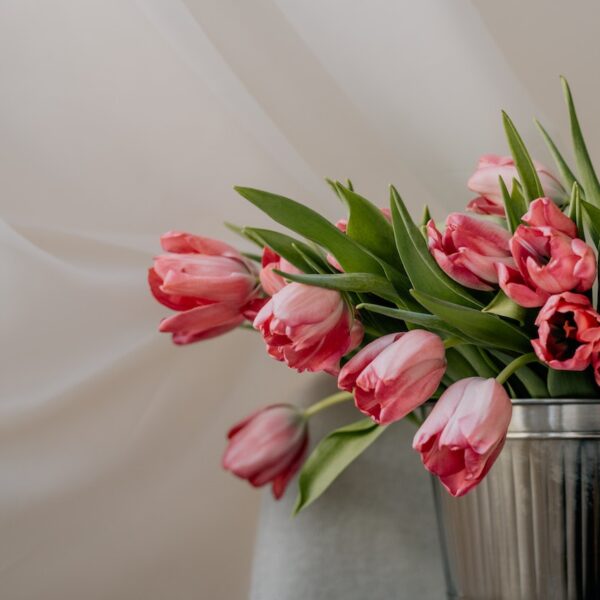 7 ideas para decorar con flores el interior de tu casa