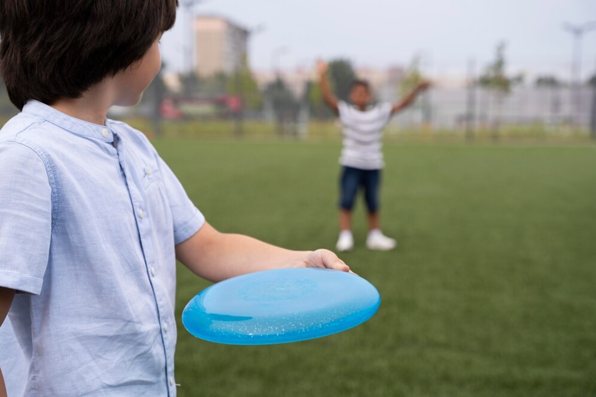 Todo sobre el frisbee: un deporte para disfrutar al aire libre 4
