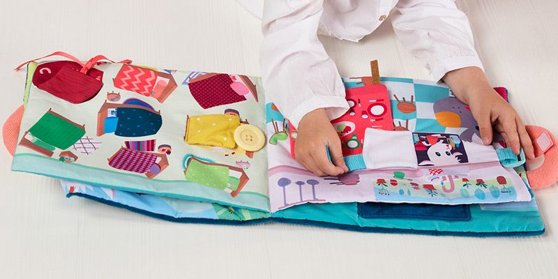 Juguetes para viajar en coche con bebes 2